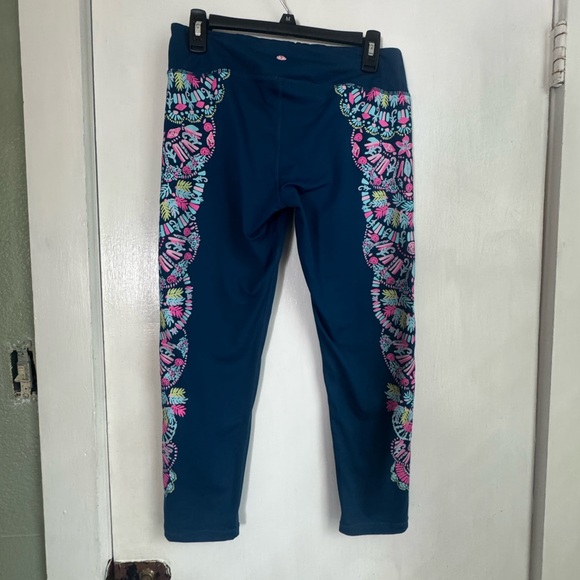 LILLY PULITZER Weekender Leggings in Inky Navy Glow and Flow - Picture 7 of 8